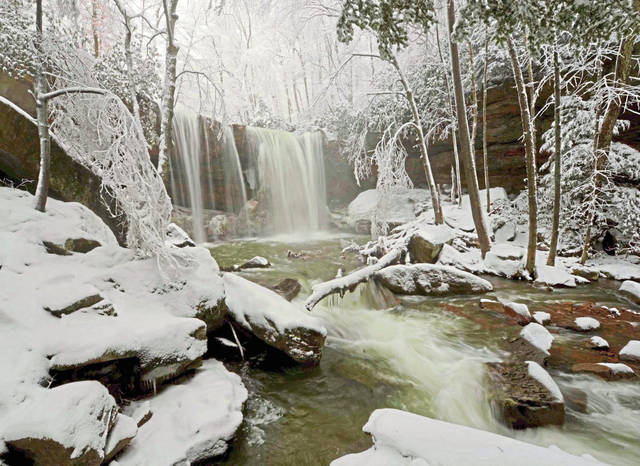 3431517_web1_WEB-cucumberfalls