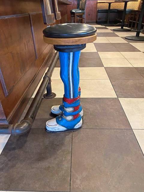 3438795_web1_PTR-MaxErma-Stool