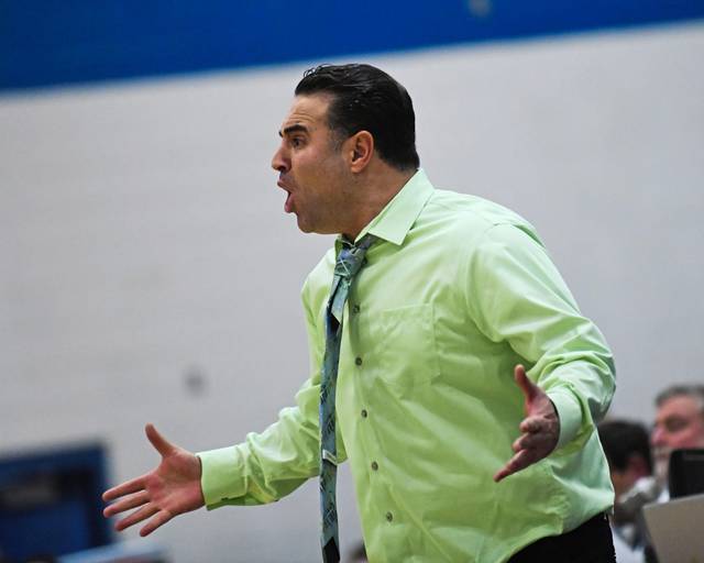 Penn-Trafford notebook: Girls basketball coach reaches milestone with win over Norwin