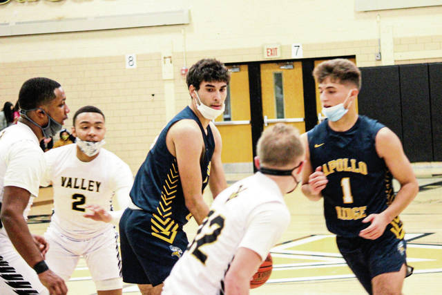 Apollo-Ridge overcomes rough start to earn section win over Valley