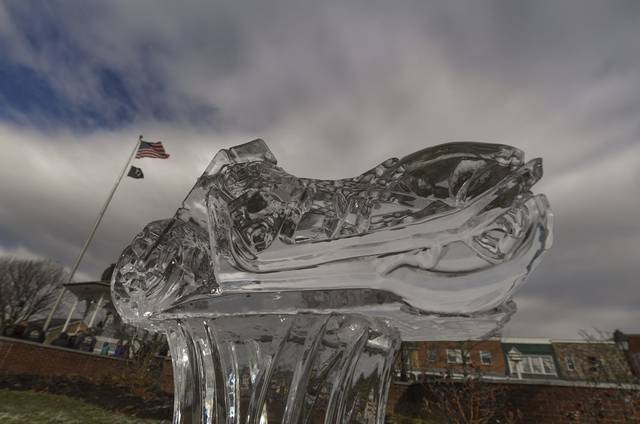 3457065_web1_GTR-IceFest202104-012421