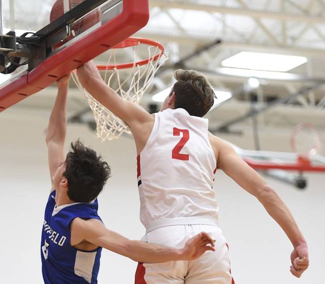 No. 3 Fox Chapel holds off No. 4 Hempfield to gain the top spot in Section 3-6A<span class="headline-video">Video <i class="fa-solid fa-circle-play"></i></span>