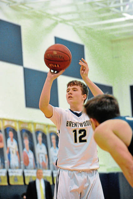 Led by senior duo, Brentwood boys surge into first place