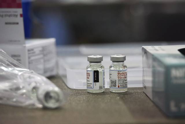 3507742_web1_sig-CVvaccine002-021821