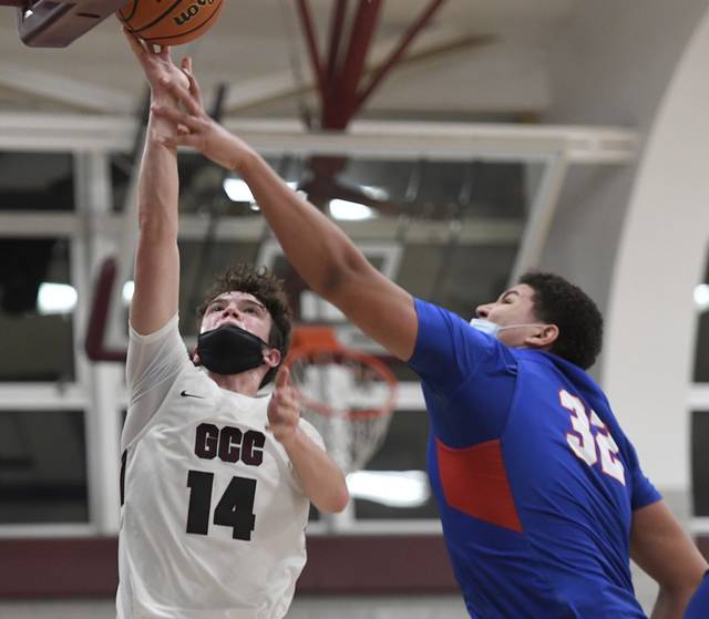 No. 4 Greensburg CC boys rally to upend No. 5 Jeannette