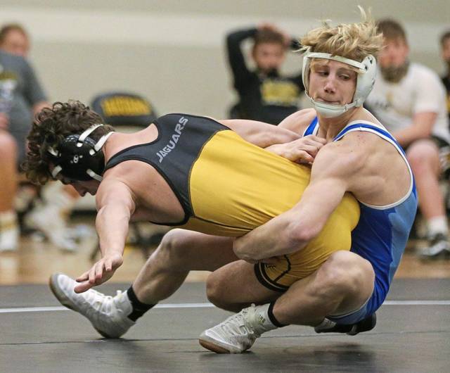 Connellsville wrestling keeps WPIAL team tournament streak alive