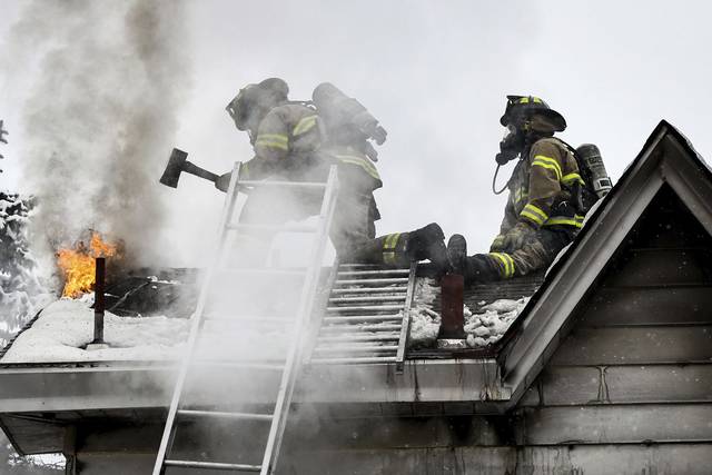 3520512_web1_ptr-KnoxFire0011-021021