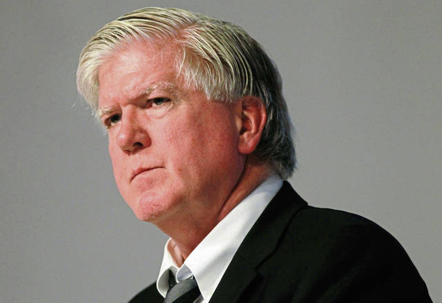 3523036_web1_gtr-Penguins_Burke-021021