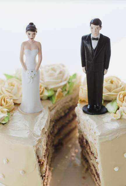 3533058_web1_web-divorce