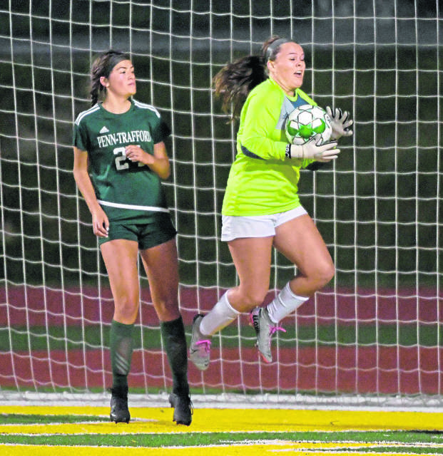 Penn-Trafford’s Taylor Lloyd, Malia Kearns commit to D-I soccer programs