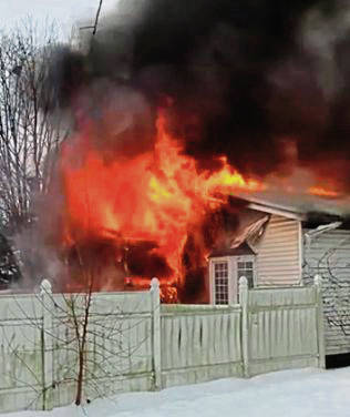 3541346_web1_vnd-tarentumfire01