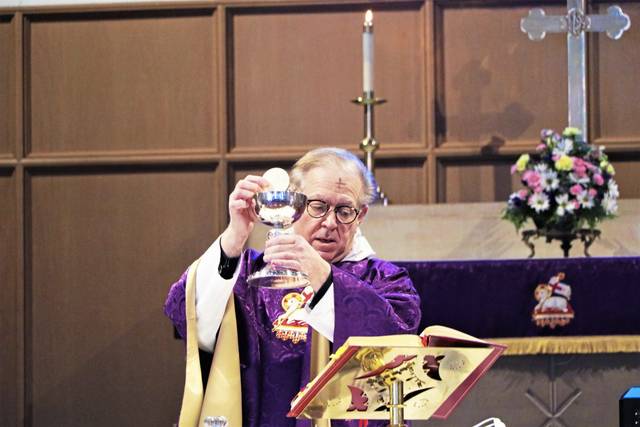 3547743_web1_nj-lo-AshWednesday5-022521