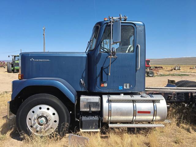 3548697_web1_vnd-knighttruck2-021821
