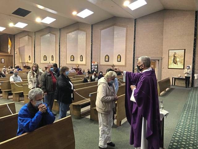 3551584_web1_PAL-AshWednesday-022521--2-