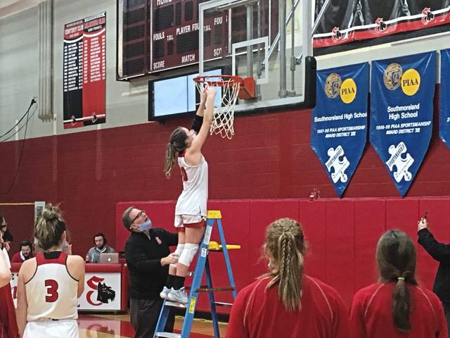 Southmoreland cuts it close, beats Belle Vernon to clinch share of section title