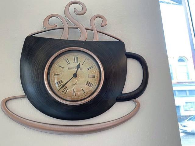 3556730_web1_PTR-HilltopCoffee-Clock