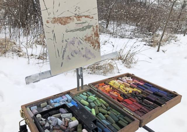 3565403_web1_gtr-paintout-easel