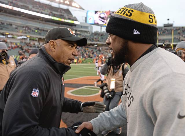 3569837_web1_gtr-steelers07-121916