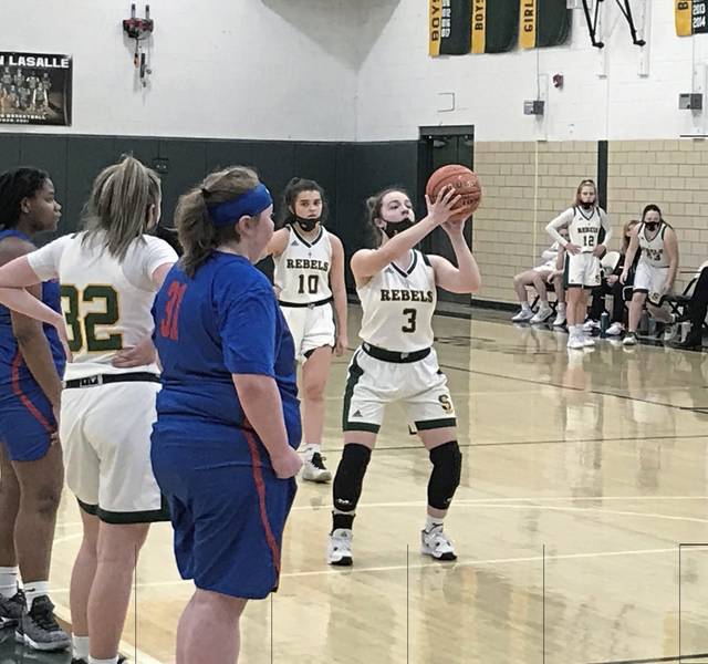 Seton LaSalle girls take down Jeannette in opening round of WPIAL playoffs
