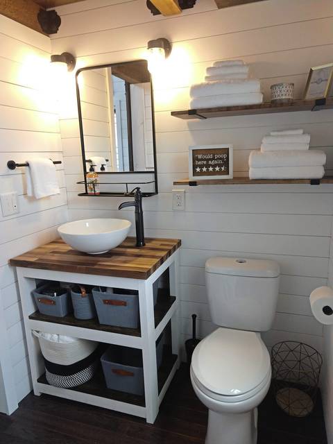 3590693_web1_gtr-tinyhouse-jh2