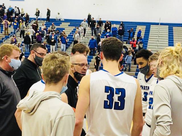 Hempfield boys hold off Baldwin in Class 6A first round