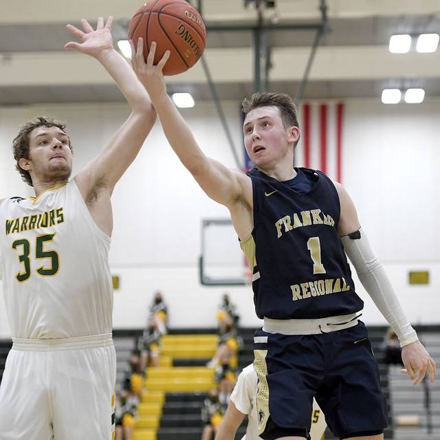 Defense carries Penn-Trafford boys to 1st playoff win in 20 years