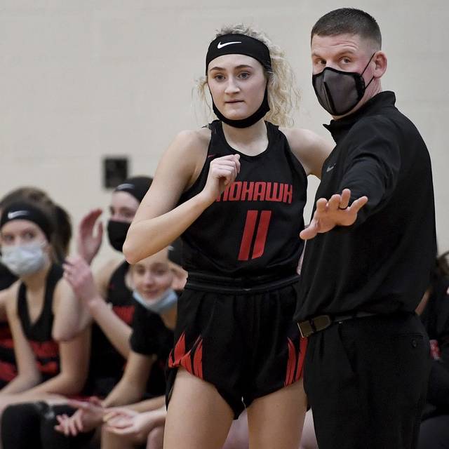 Defending champion Mohawk puts down upstart Beaver Falls