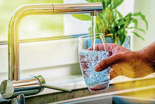 3632430_web1_gtr-pandemiceating5