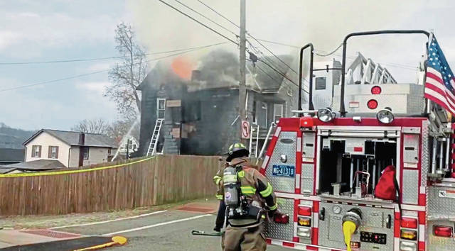 3633665_web1_vnd-tarentumfire031221