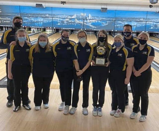 Freeport edges Greensburg Salem for girls bowling regional team title