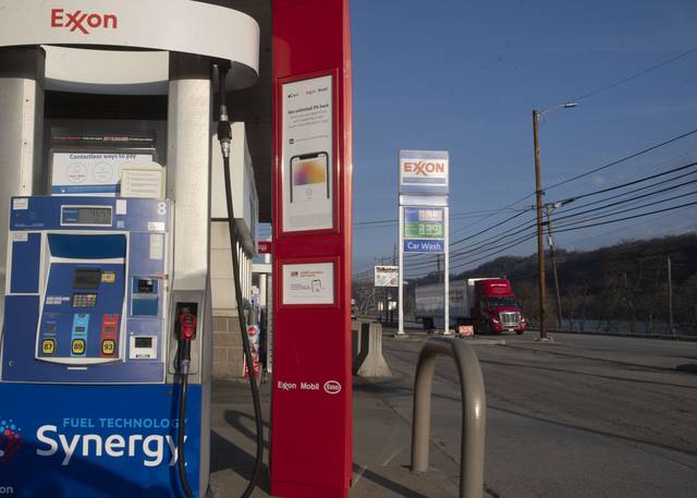 3641176_web1_gtr-GasPrices004-031721