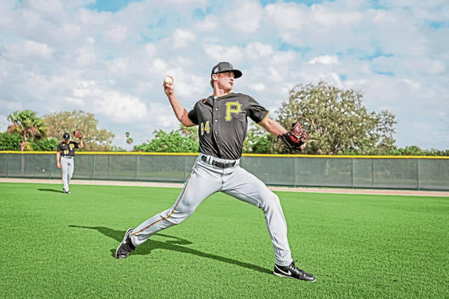 3641917_web1_gtr-Pirates09KO-022021
