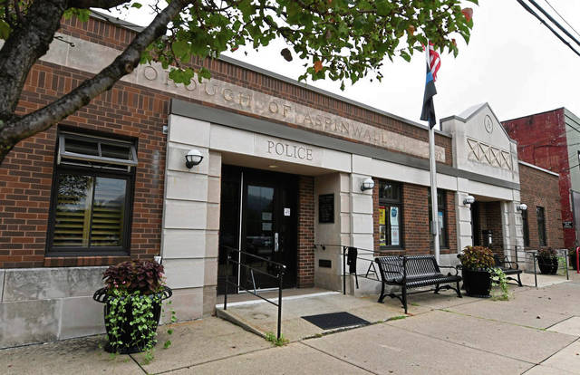 3643747_web1_NNN-AspinwallMunicipalbuilding
