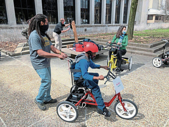 3644699_web1_gtr-AdaptiveBikes2-031721