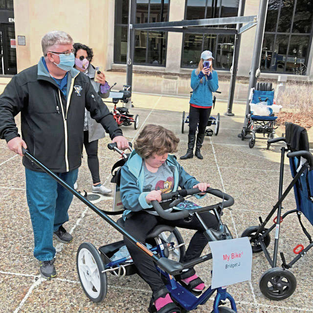 3644699_web1_gtr-AdaptiveBikes5-031721