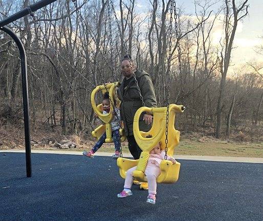 3646700_web1_PAL-lo-PlumParkSwings1-032521