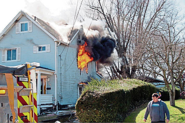 3657883_web1_vnd-springdalefire1