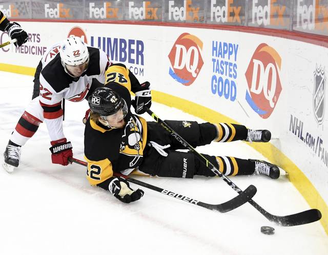 3662011_web1_ptr-Pens-Devils04-032221