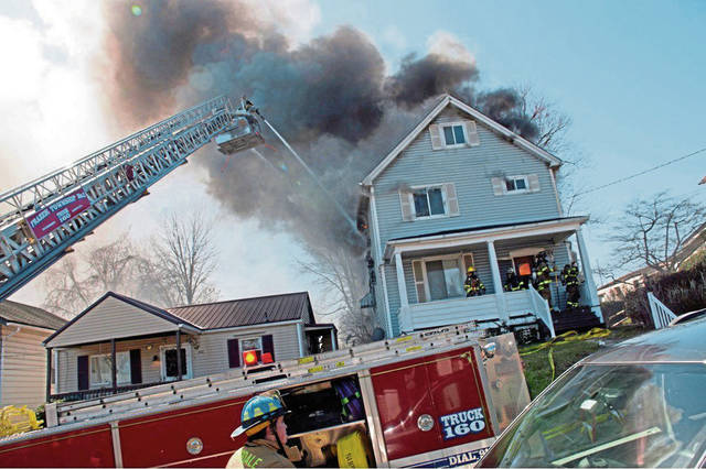 3669204_web1_vnd-springdalefire5