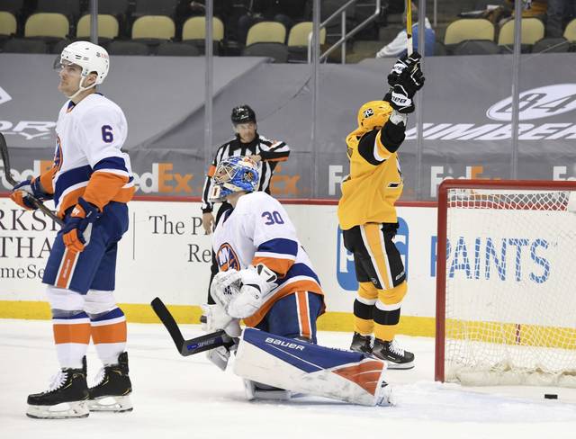 3682367_web1_ptr-Pens-Islanders05-032821