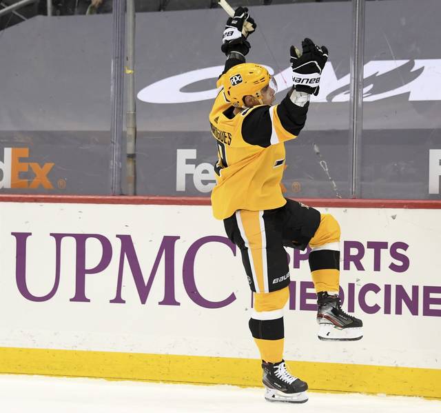 3682367_web1_ptr-Pens-Islanders06-032821