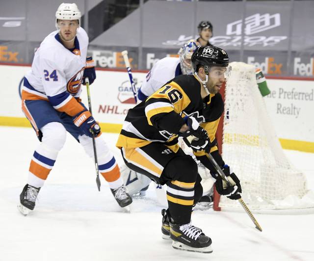 3687733_web1_ptr-Pens-Islanders03-033021