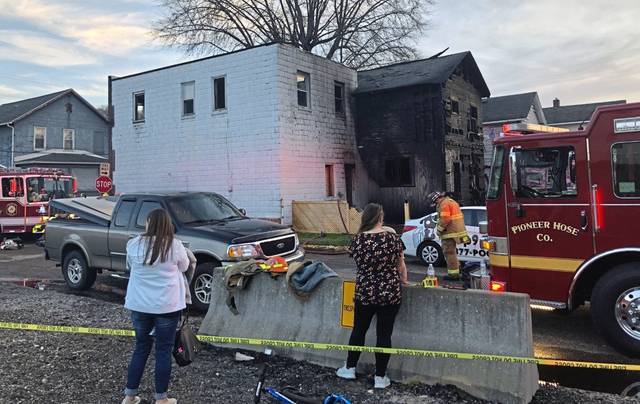 3692931_web1_vnd-StierenAveFire-033121
