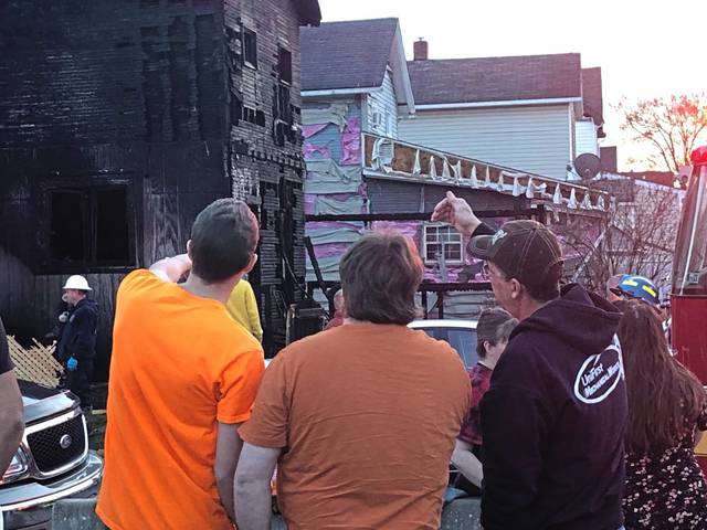 3692931_web1_vnd-StierenAveFire3-033121