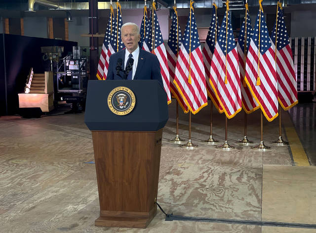 3695326_web1_vnd-BidenPghVisitA-040131