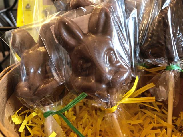 3699485_web1_vnd-easterchocolate5-040221