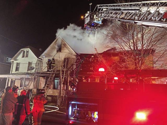 3702123_web1_vnd-2Fires3rdAveFOUR-040221
