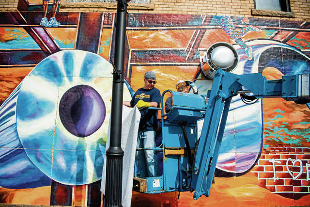 3718308_web1_VND-Mural-339-040621