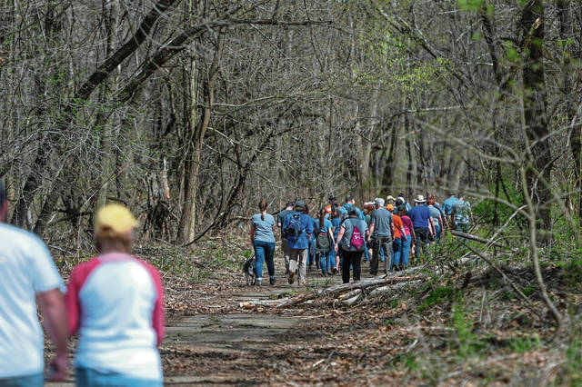 3731735_web1_GTR-CokevilleHike103-041121
