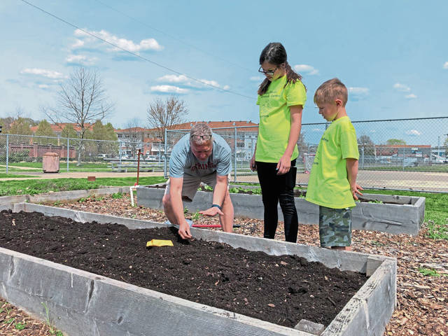 3732019_web1_vnd-gardenproject4-041121